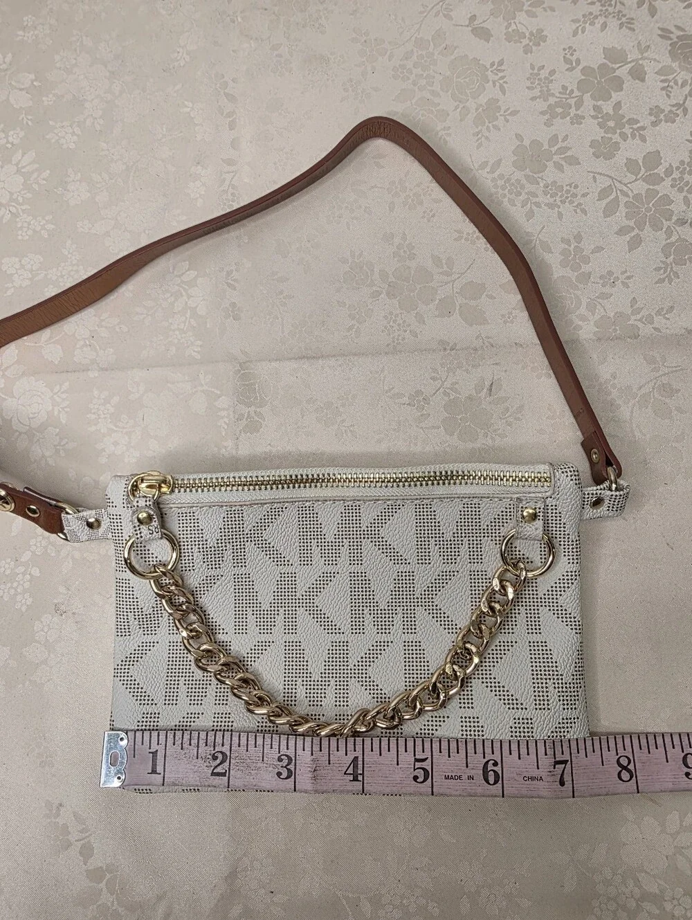 Michael Kors Signature Logo Belt Bag Fanny Pack Cream White Gold Chain Small